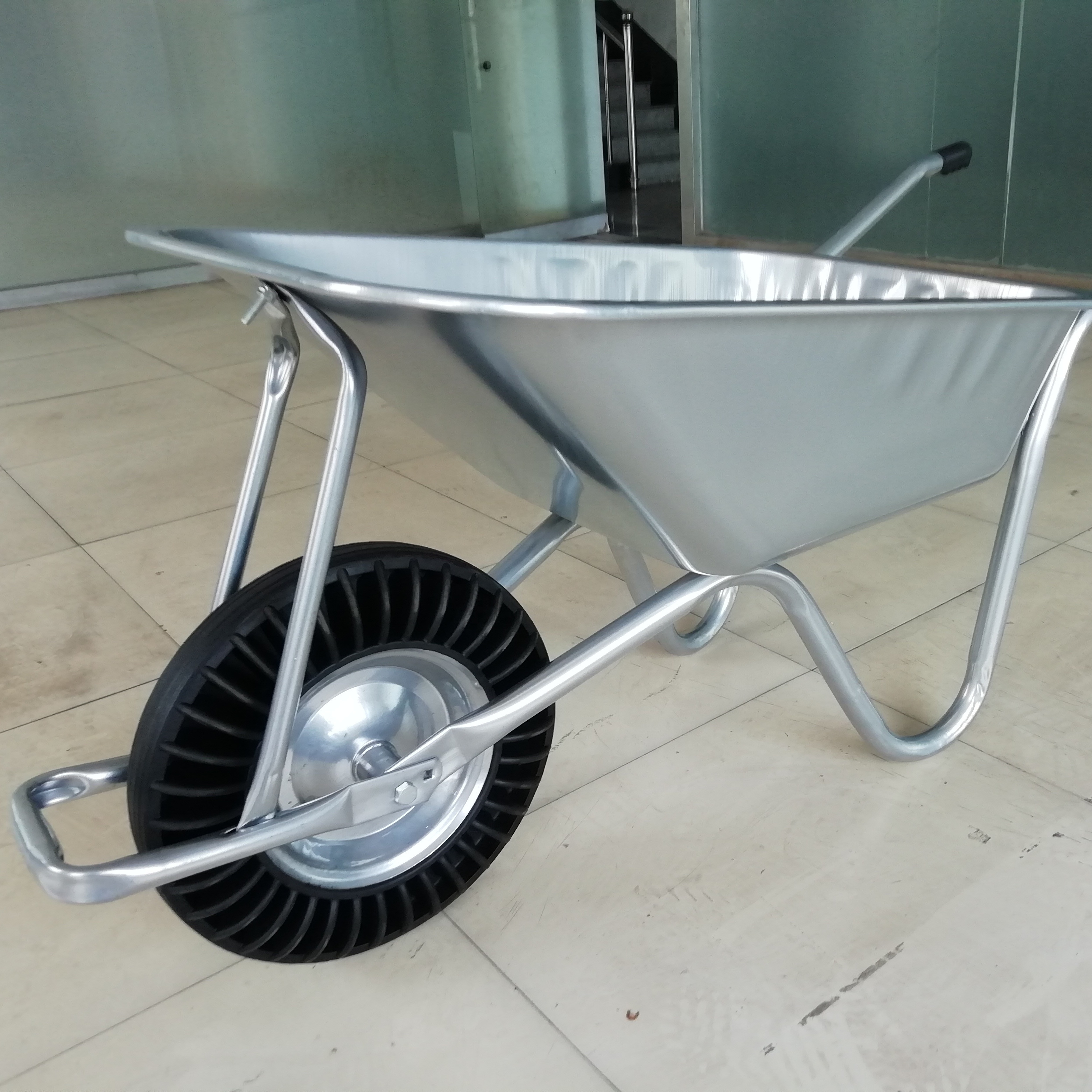 Construction Industrial Garden Wheelbarrow Heavy Duty Metal Wheel Barrow Wheelbarrow for Heavy Duty