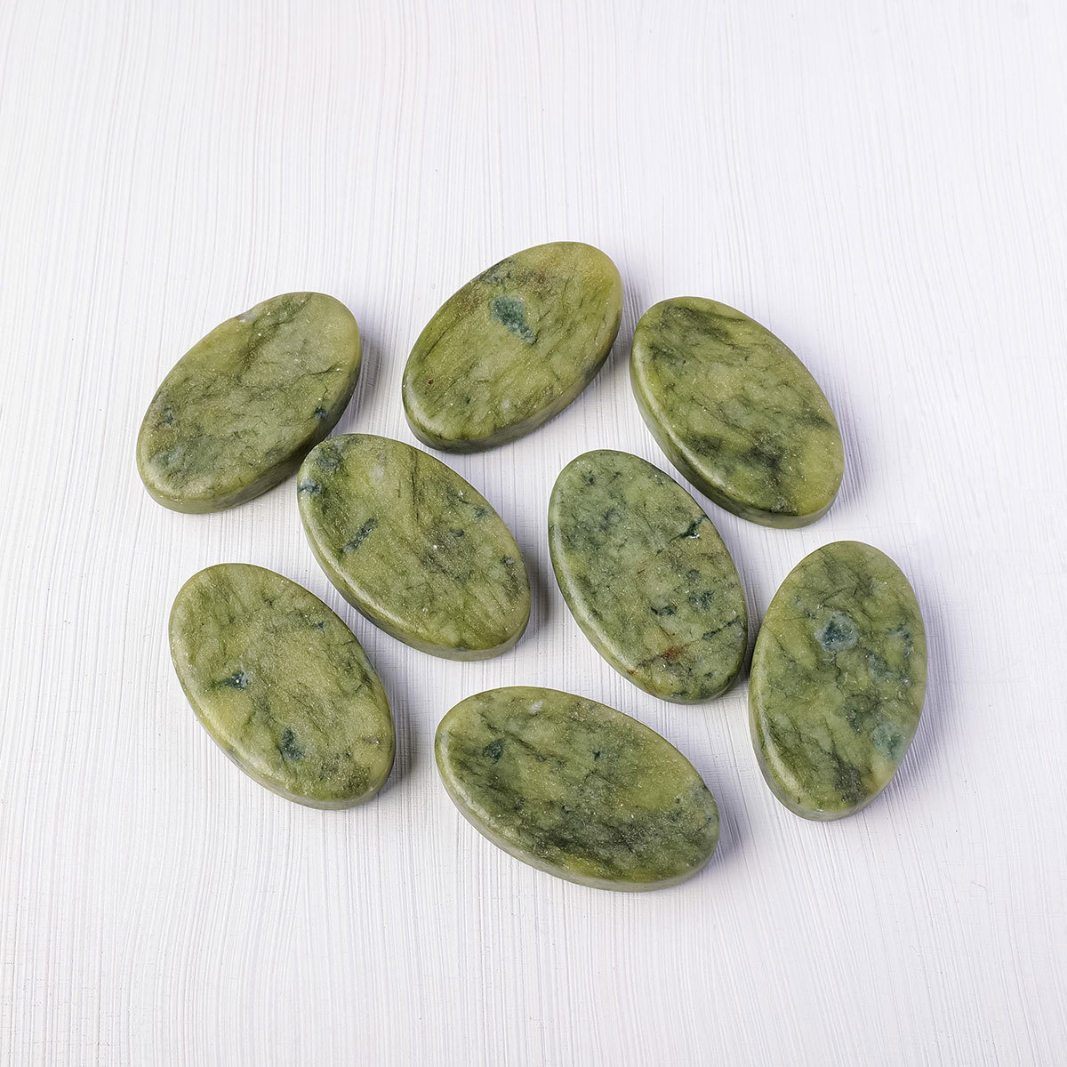 High Quality Factory Price Healing Crystal Natural Crafts Xiuyan Jade Palm Stone for Meditation