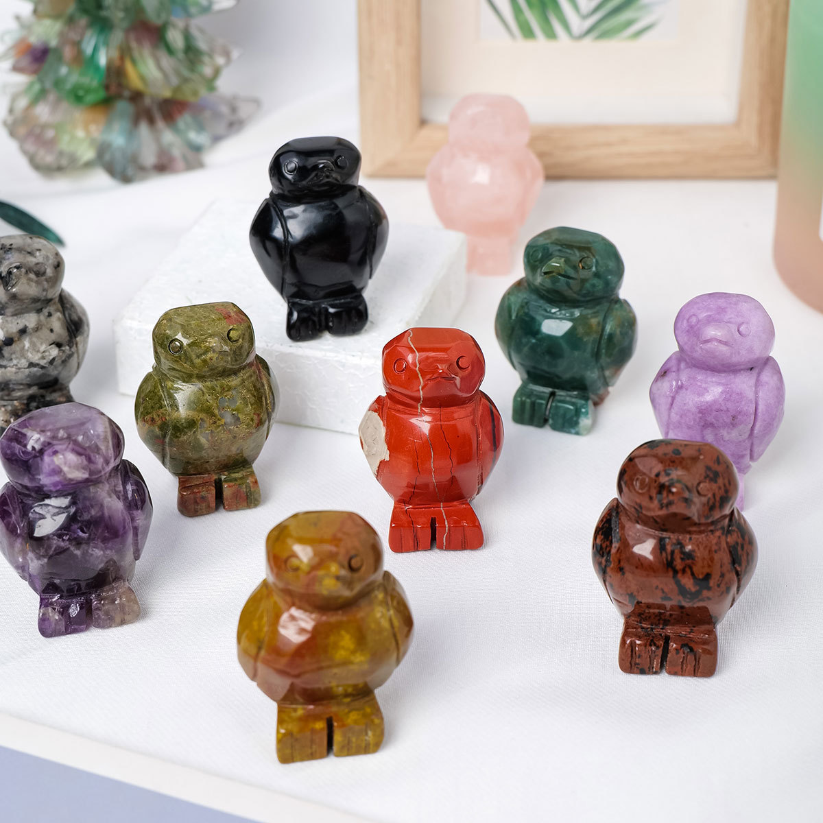 Wholesale Natural spiritual Healing Crystal crafts Penguin carving home decoration souvenirs