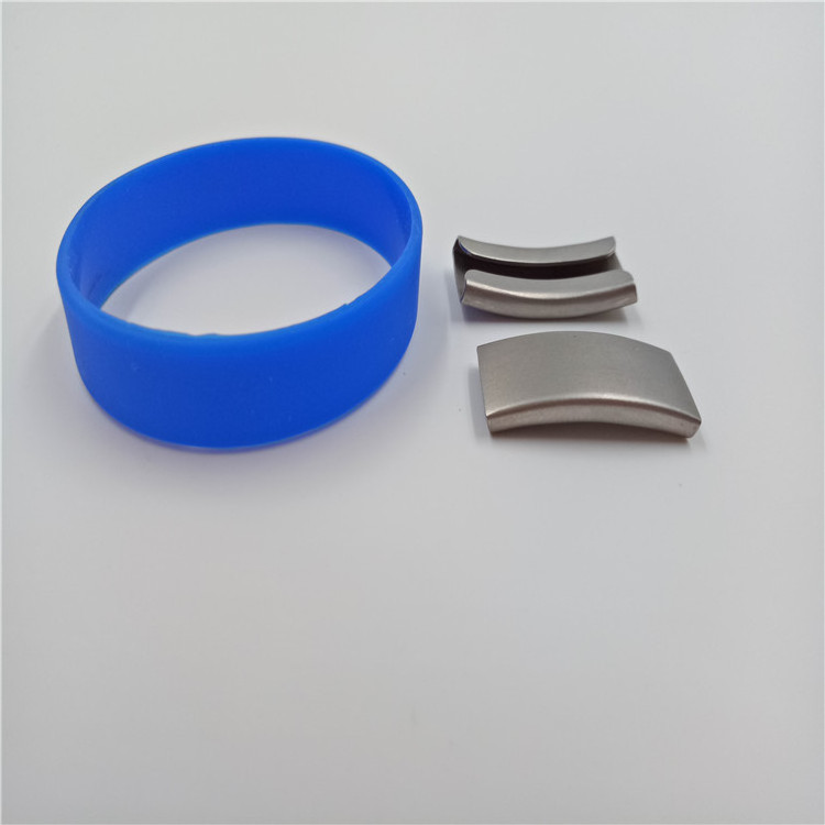 Custom engrave logo tag adult silicone band with stainless steel plate