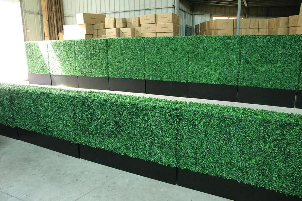 CQ-001 Vertical Garden Artificial Grass Green Panel Plastic Boxwood Wall Hedge with Planter for Privacy Garden