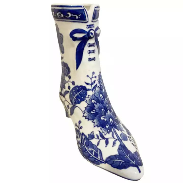 Jingdezhen Ceramic Hand-painted Vases Creative Boot Shaped Flower Vase for Home Decor