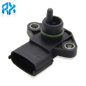 SENSOR BOOST PRESSURE ENGINE PARTS 39300-84400 For HYUNDAi i30