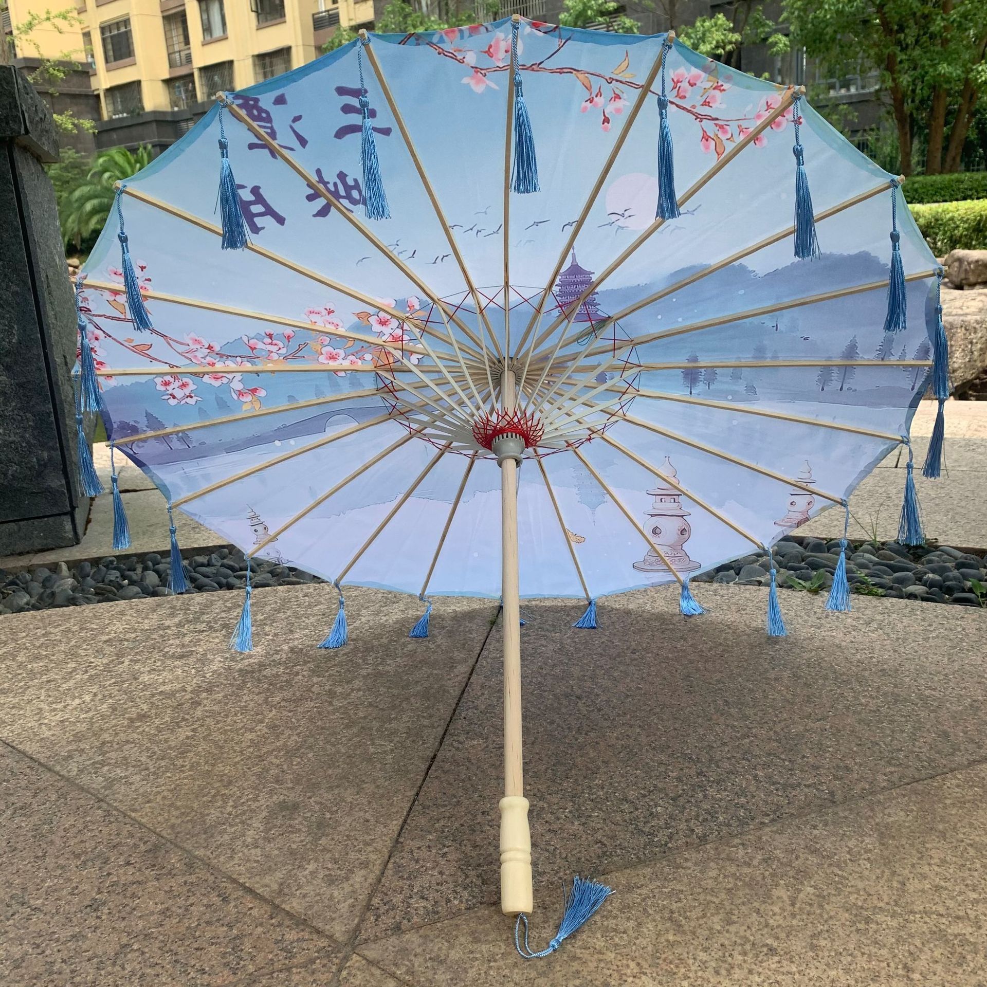 Wholesale Wedding Umbrella Fashionable Chinese Traditional Handmade Multipurpose Graffiti Folded Oil Paper Umbrella