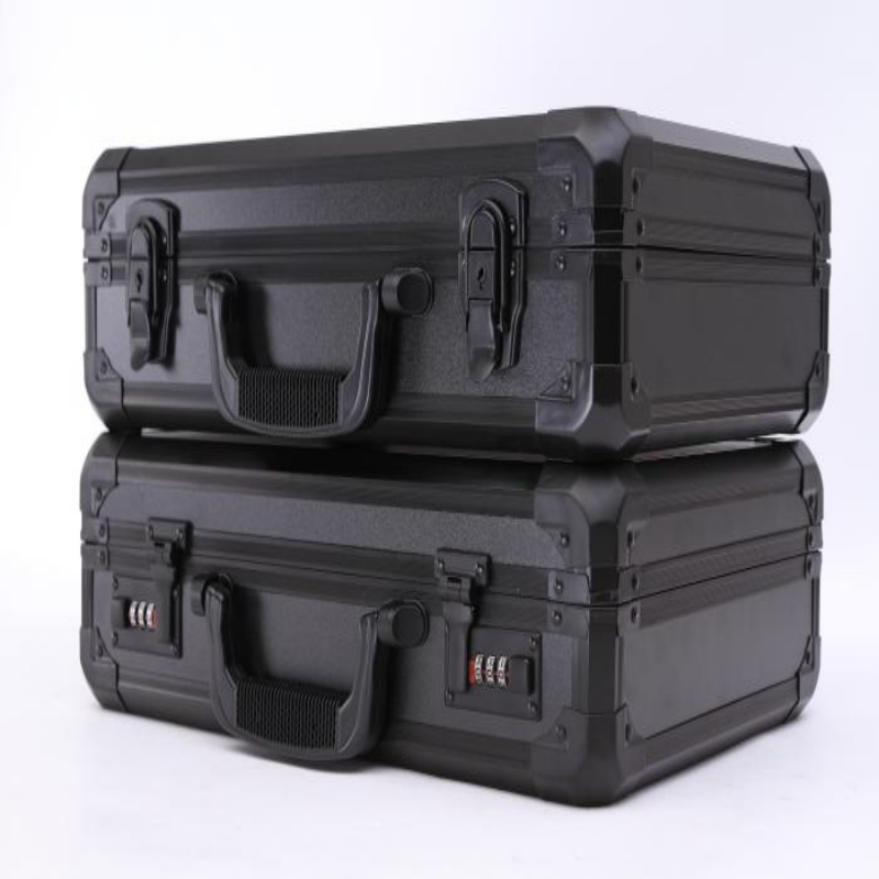 Custom Large Briefcase Hand Tool Locking Box Waterproof Boxes Outdoor Set Aluminium Case with Foam Padding