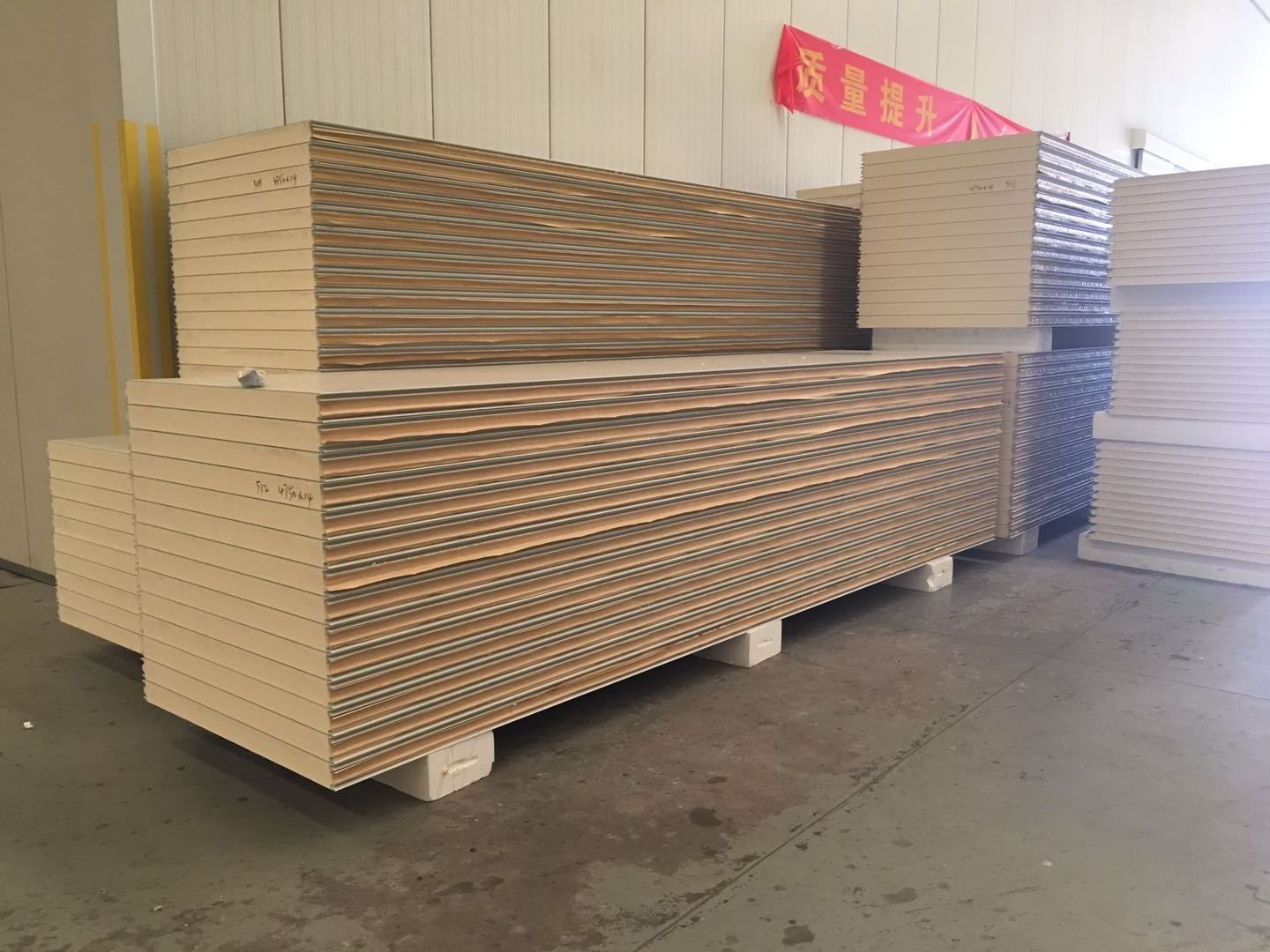 Factory Insulated Wall Roof Boards PU/PIR/Polyurethane/Glasswool Waterproof Sandwich Panel Price for Steel Warehouse