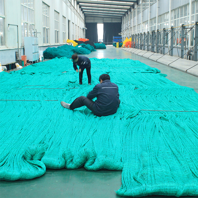 Fishing PET  polyester multifilament Trawl  fishing net knotless  raschel   210D  ply  China manufacture supplier cheapest price