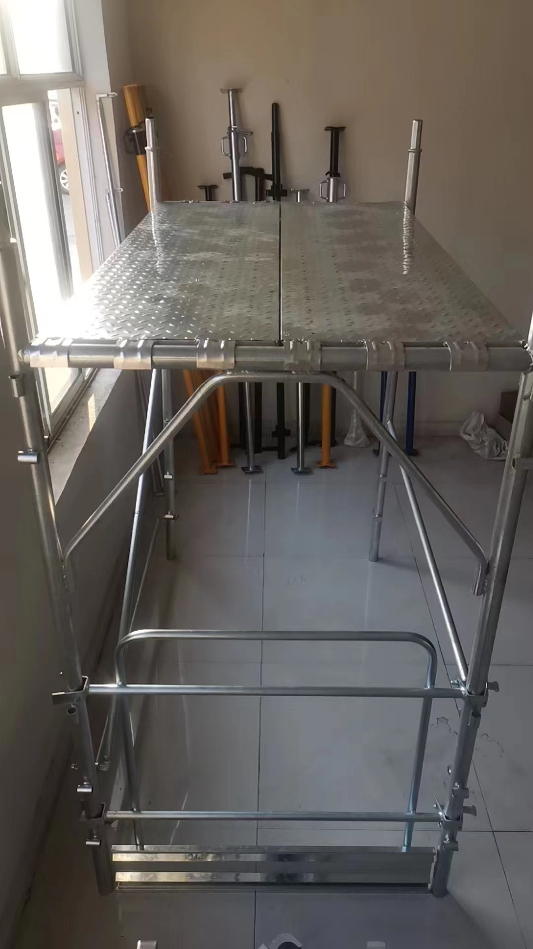 2000*1050mm Pinlock type Italian system scaffolding with Prefabricated Frameworks