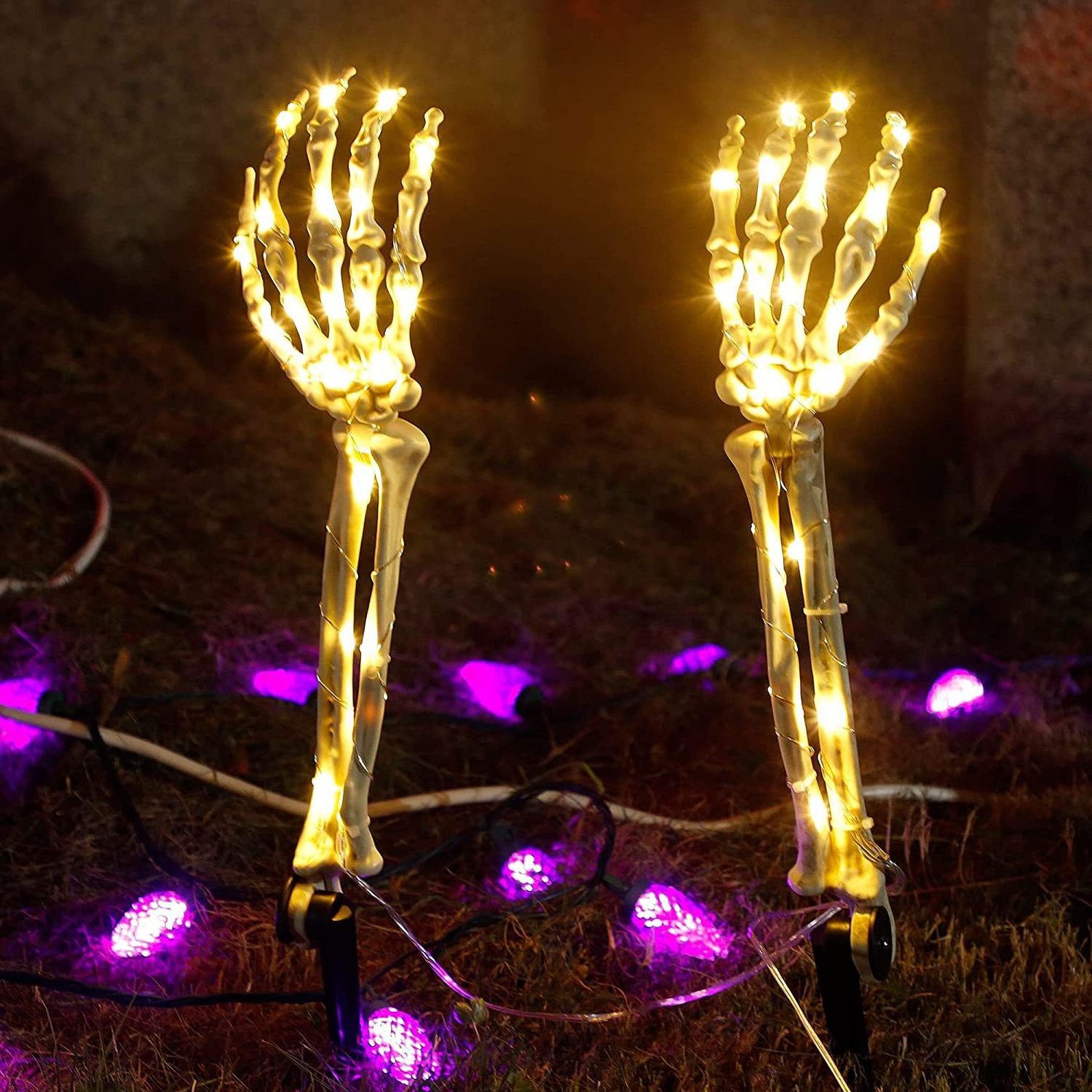 2022 Outdoor Waterproof Halloween Decorations Ghost Hand Led Copper Wire Light Garden Courtyard Stake Lights Solar Led Light