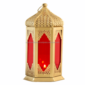 Luxurious Wedding Eid Decorative Freestanding Vintage Metal Moroccan Lantern with Coloured Glass For Wholesale