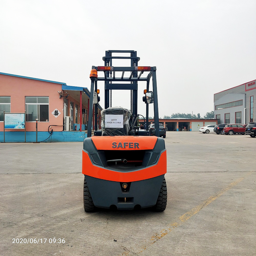 Safer Factory Self Produced  CPCD20 Diesel Engine 2 ton Forklift Price 2 Ton Diesel Forklift Heli for Sale