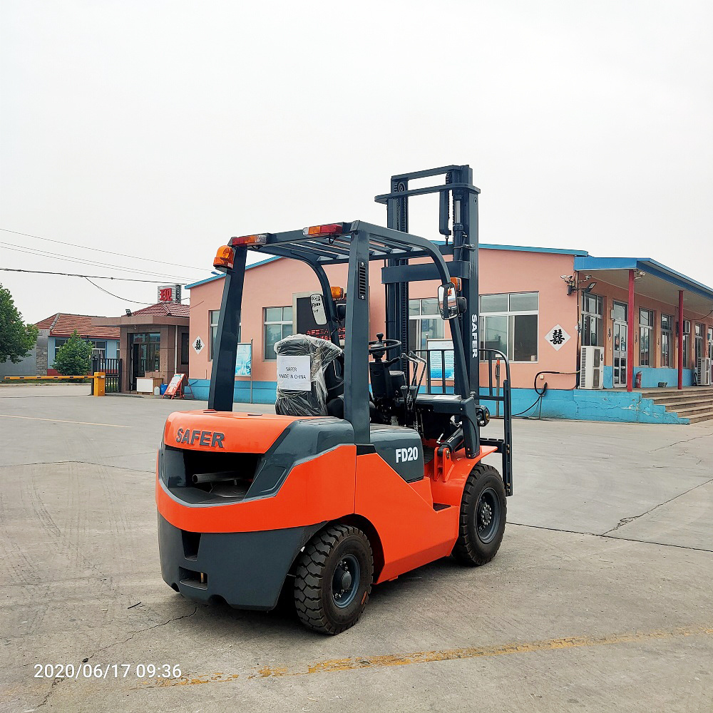 Safer Factory Self Produced  CPCD20 Diesel Engine 2 ton Forklift Price 2 Ton Diesel Forklift Heli for Sale