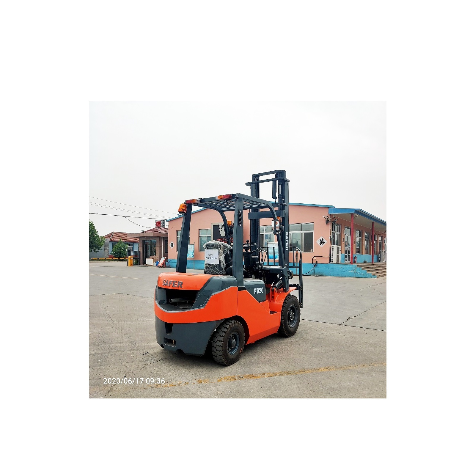 Safer Factory Self Produced  CPCD20 Diesel Engine 2 ton Forklift Price 2 Ton Diesel Forklift Heli for Sale