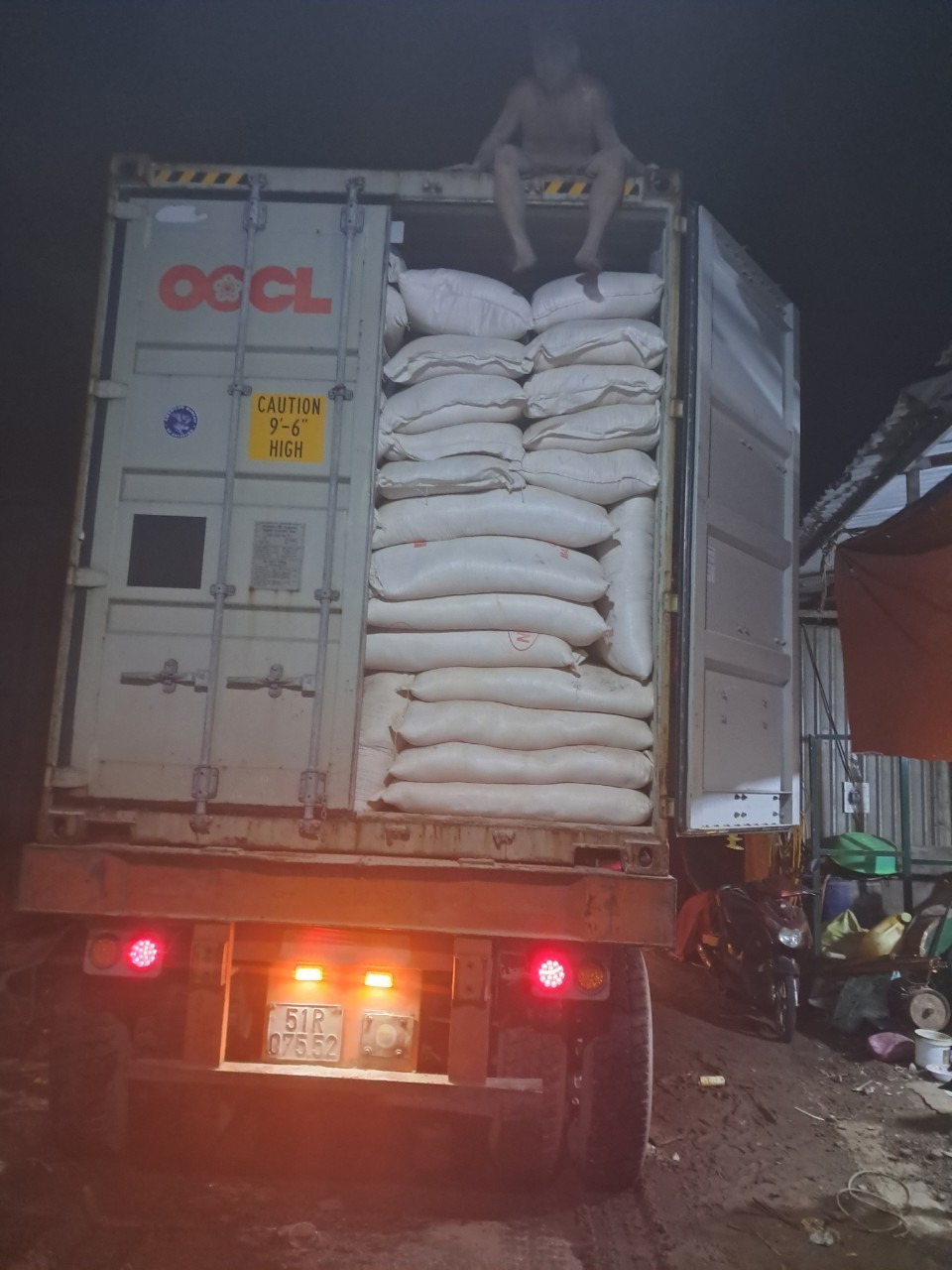 RUBBER WOOD POWDER FOR MAKING INCENSE