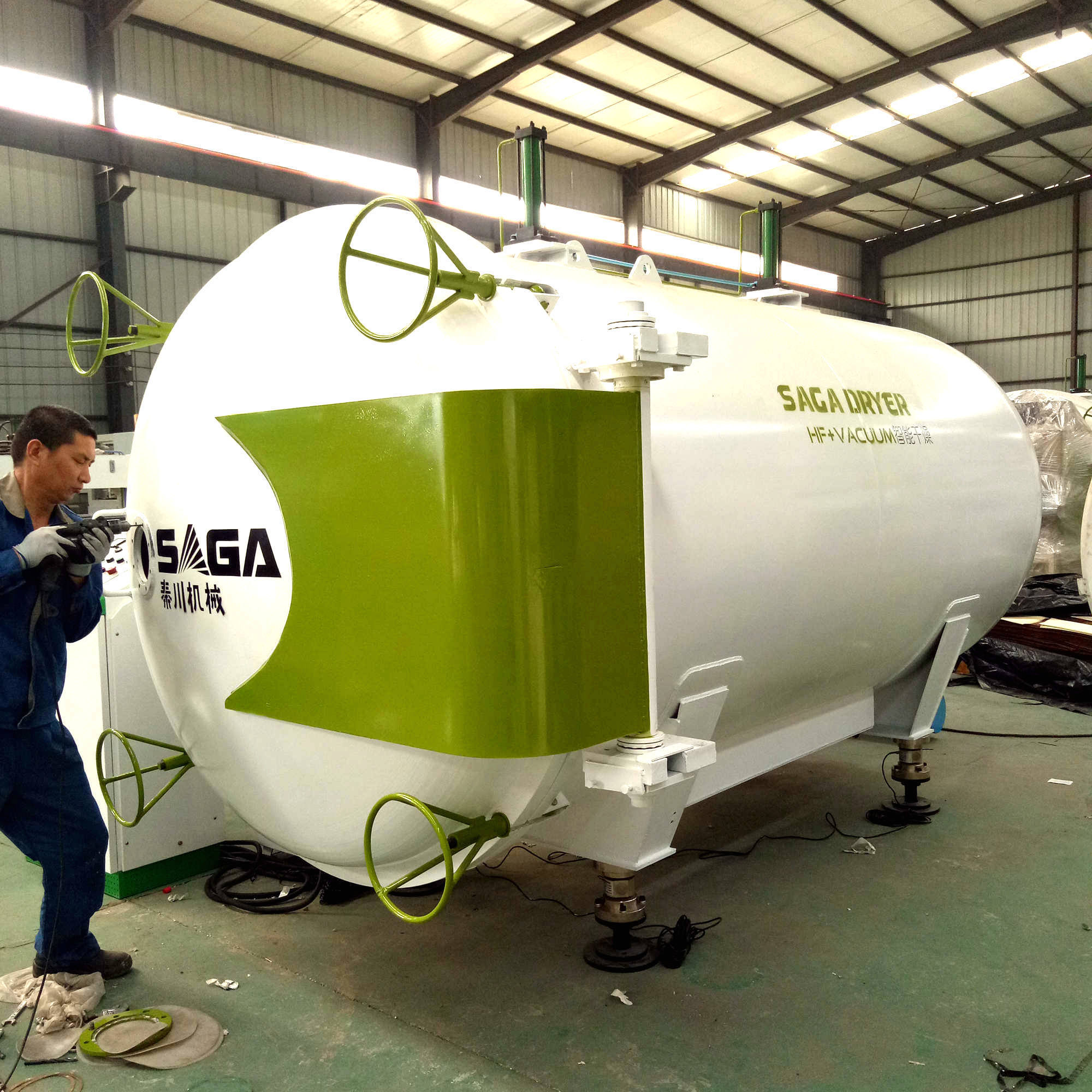 3m3 HF Wood Vacuum Dryer SAGA Timber Drying Machine