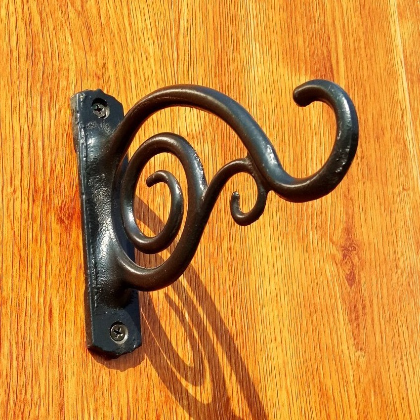 Decorative Wrought Iron Wall Hanging Hook Heavy Duty Wrought steel Bird Feeder Hanger Basket  Plant  Plant Bracket