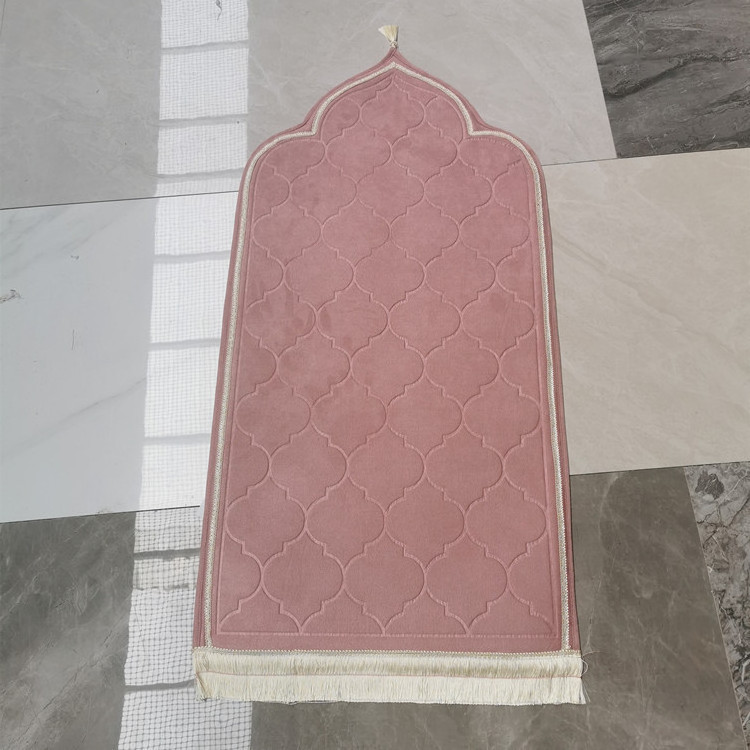 Decorative Use Mosque Carpet In Customized Muslim Prayer Mat