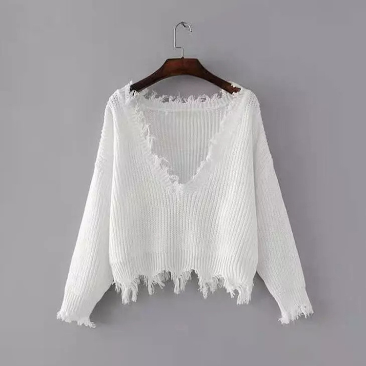 2021 Autumn and Winter Women's Sweater Explosion Section Deep V-neck Umbilical Tassel Sweater