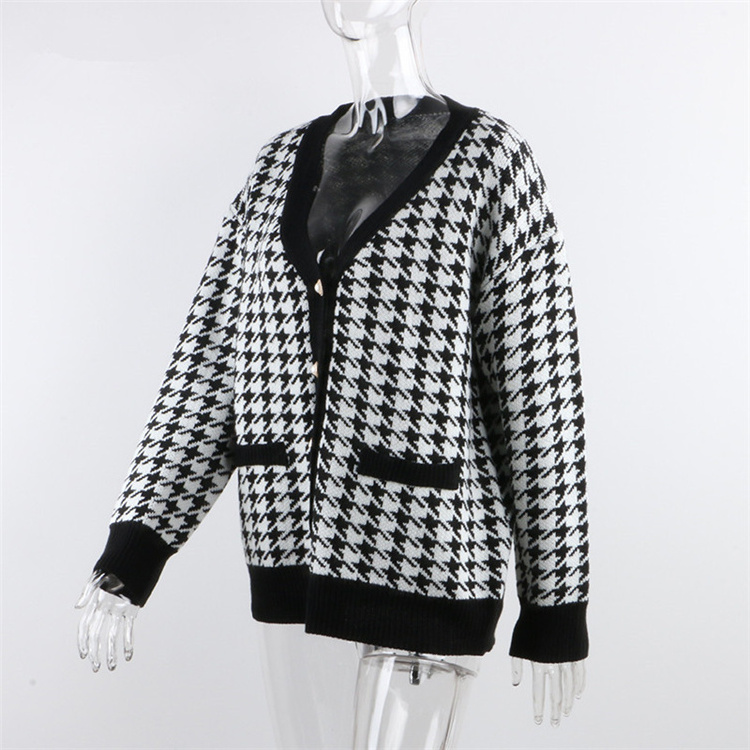 Hot Selling Cardigan Long Sleeves Big Pocket Knit Plaid Sweater Woman