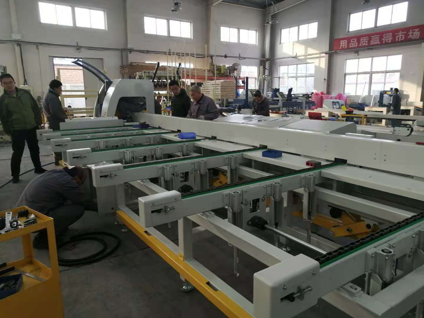 Heavy Duty SF6060 Wood Automatic Cutoff Saw Machine With Feeding System