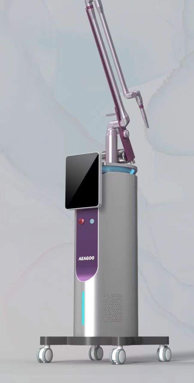 Vertical 10600nm Fractional Co2 Laser System Beauty Machine Fraccionado For Scar And Stretch Mark Removal