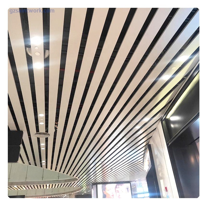 2024 Top Sale Aluminium Material Wooden Grain Linear Ceiling Panel Baffle Strip Suspended Ceiling For Gym Supermarket