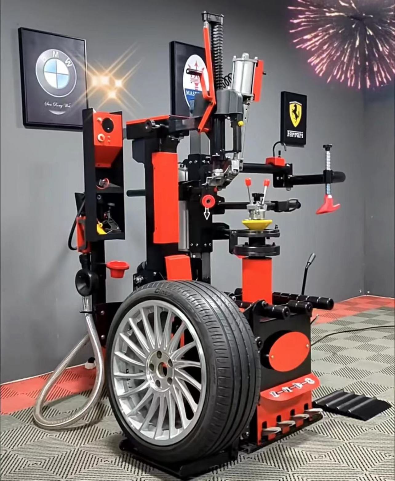 Automatic Lean Back Tyre Changer 12-26 inches Rim Tire changing machine with auto tire picker