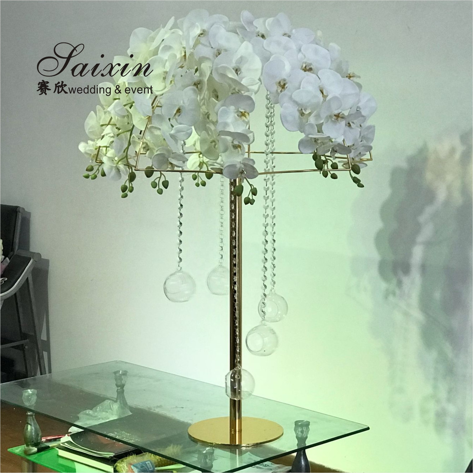 Factory wholesale wedding table centerpieces gold metal umbrella