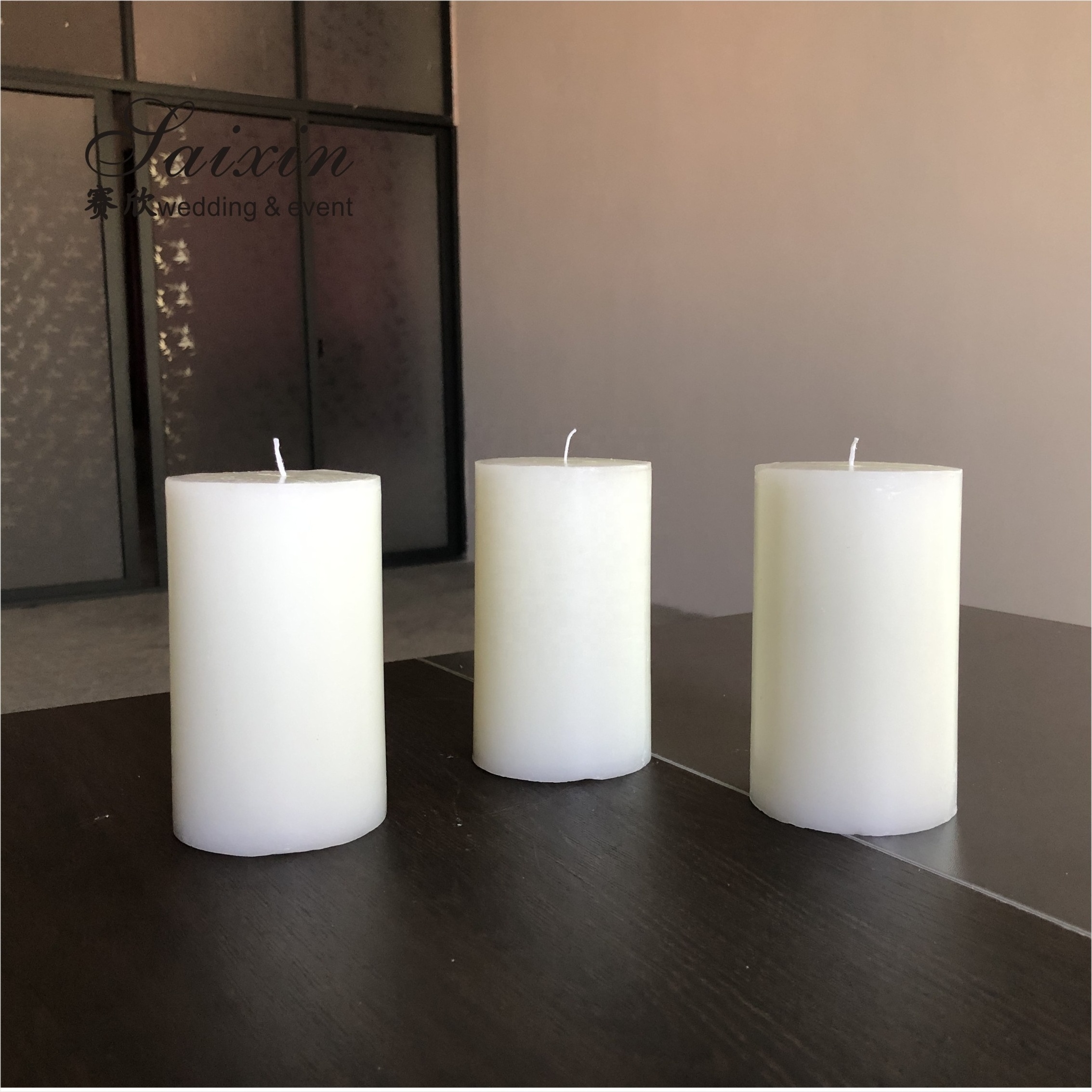 Factory Wholesale different size real wax pillar candle with candelabra for  wedding table decoration