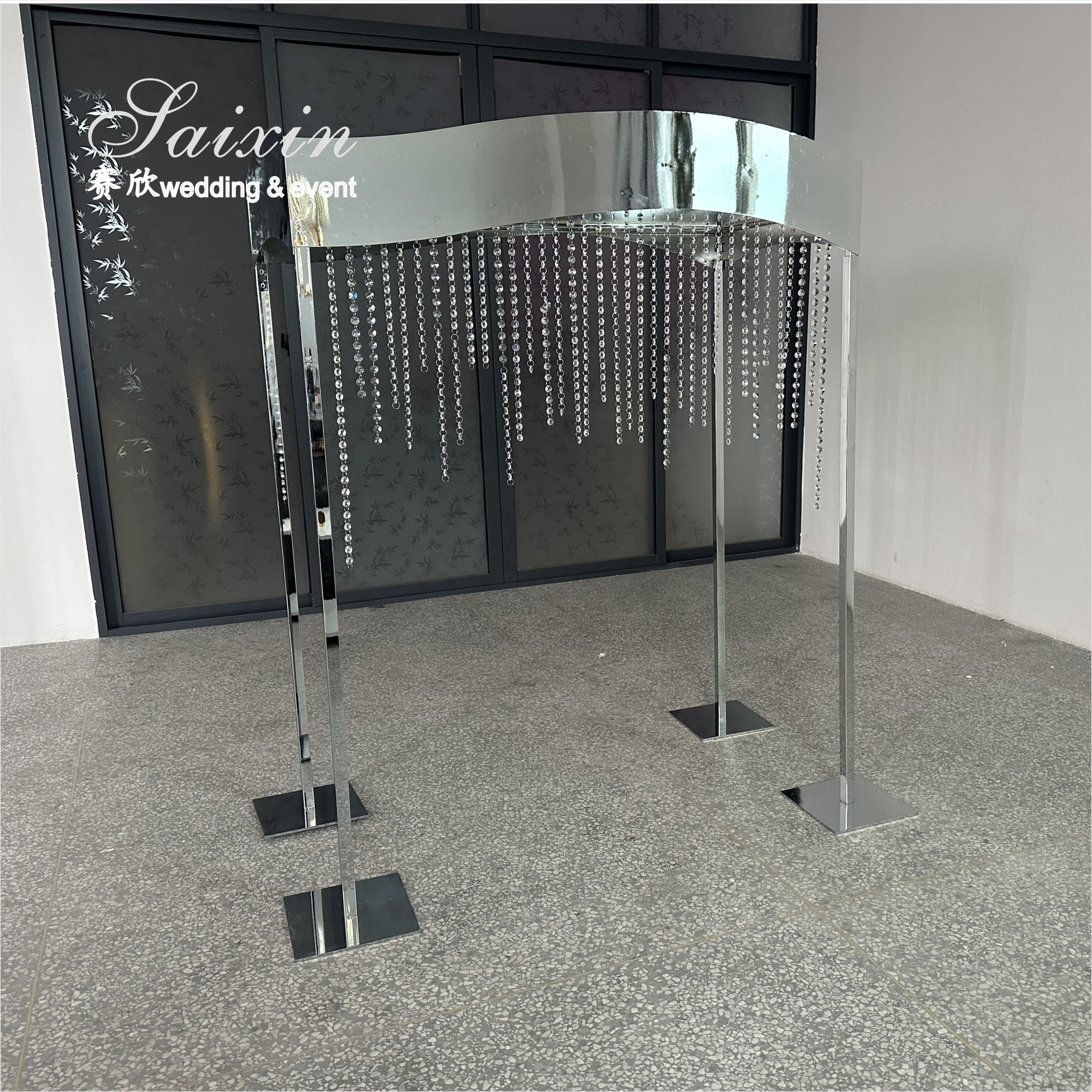 Luxury event decoration  Large  Silver Metal stand For Wedding Centerpieces