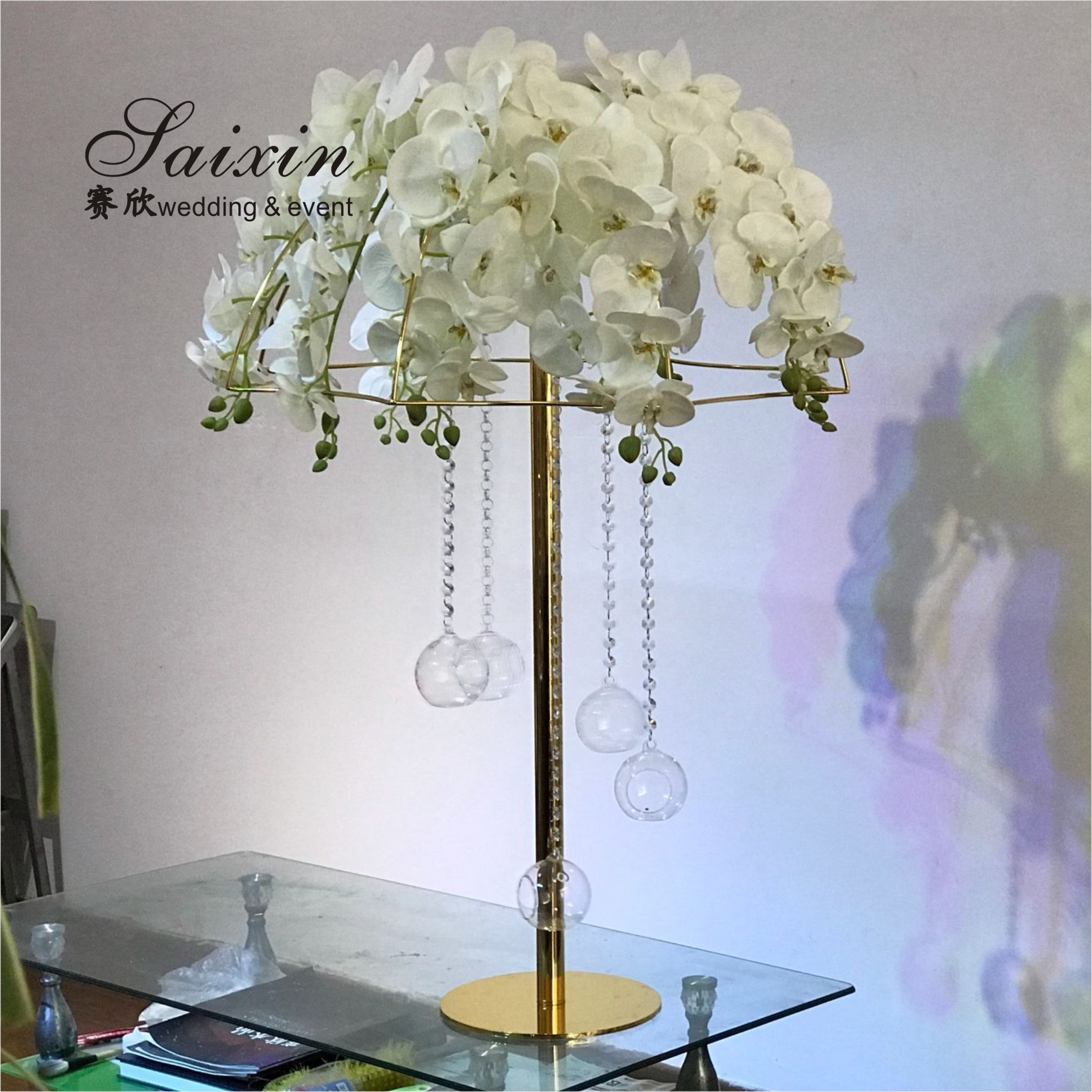 Factory wholesale wedding table centerpieces gold metal umbrella