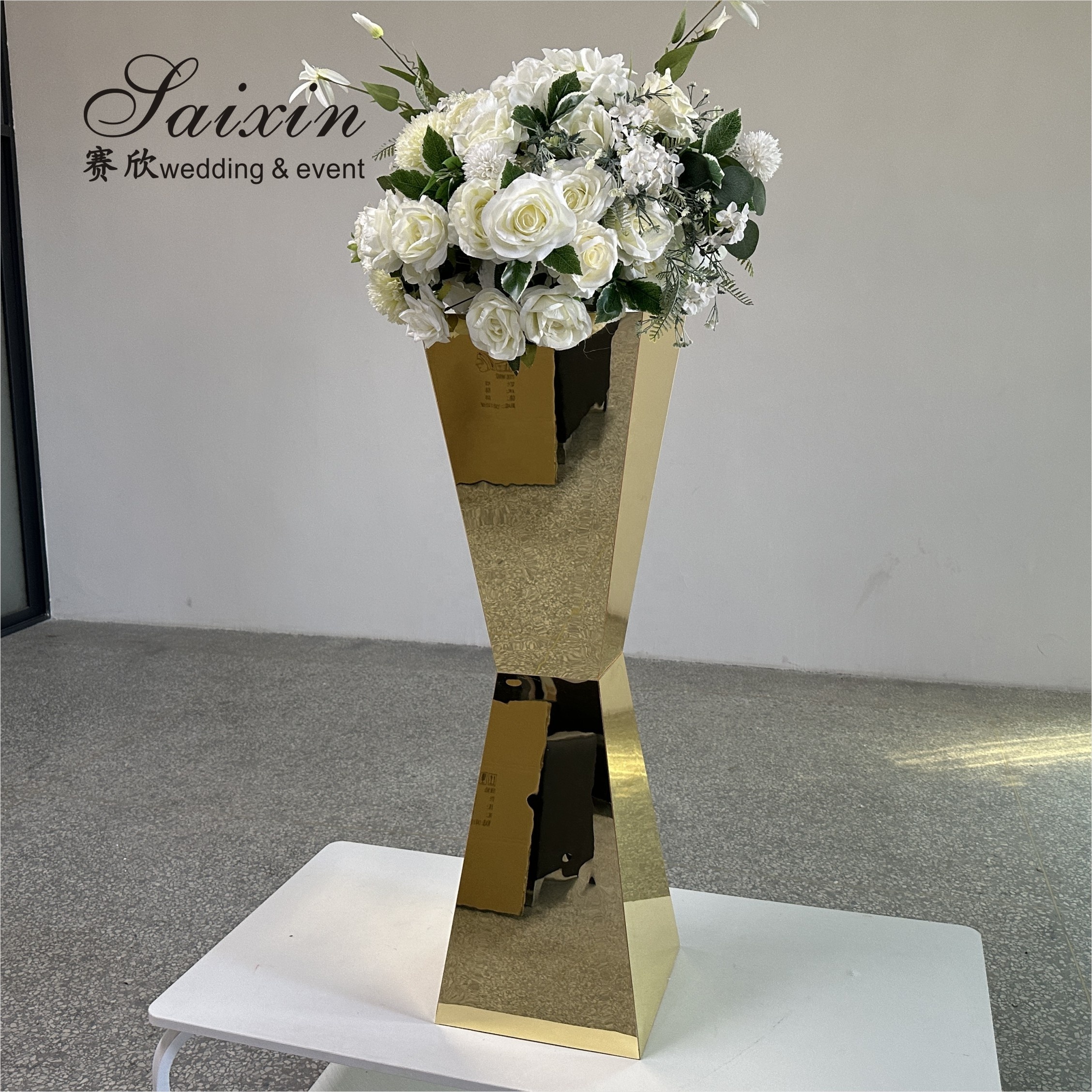 New Design Wedding Decor Centerpiece Gold Stainless Steel Flower Stand