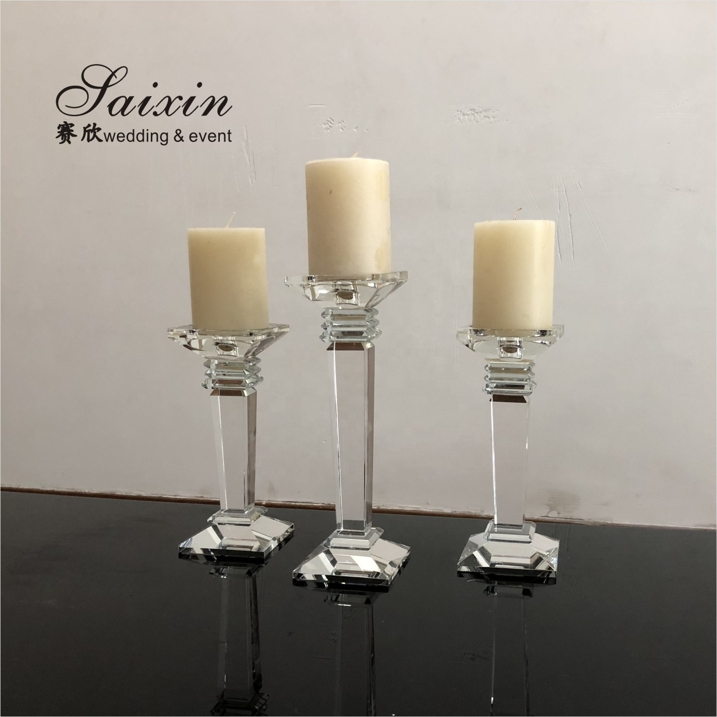 Hot sell wedding souvenirs crystal pillar candle holders set