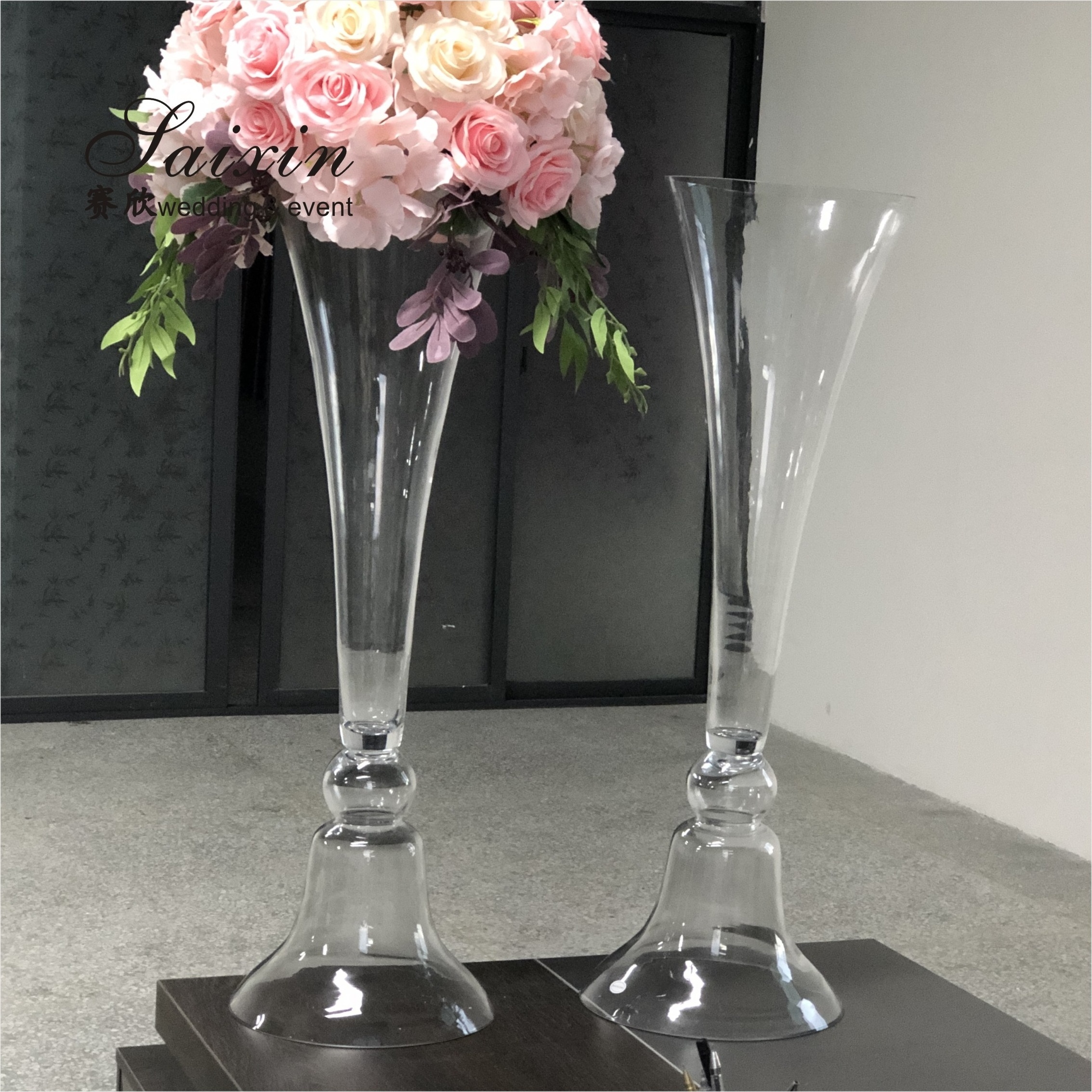 Hot sale wedding decor 80 cm tall reversible trumpet flower arrangement glass vase