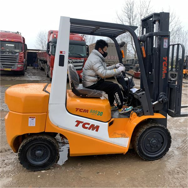 Hot saleTCM 3ton Used forklift Truck ,FD30T6  diesel second hand forklifts Orignal made japan