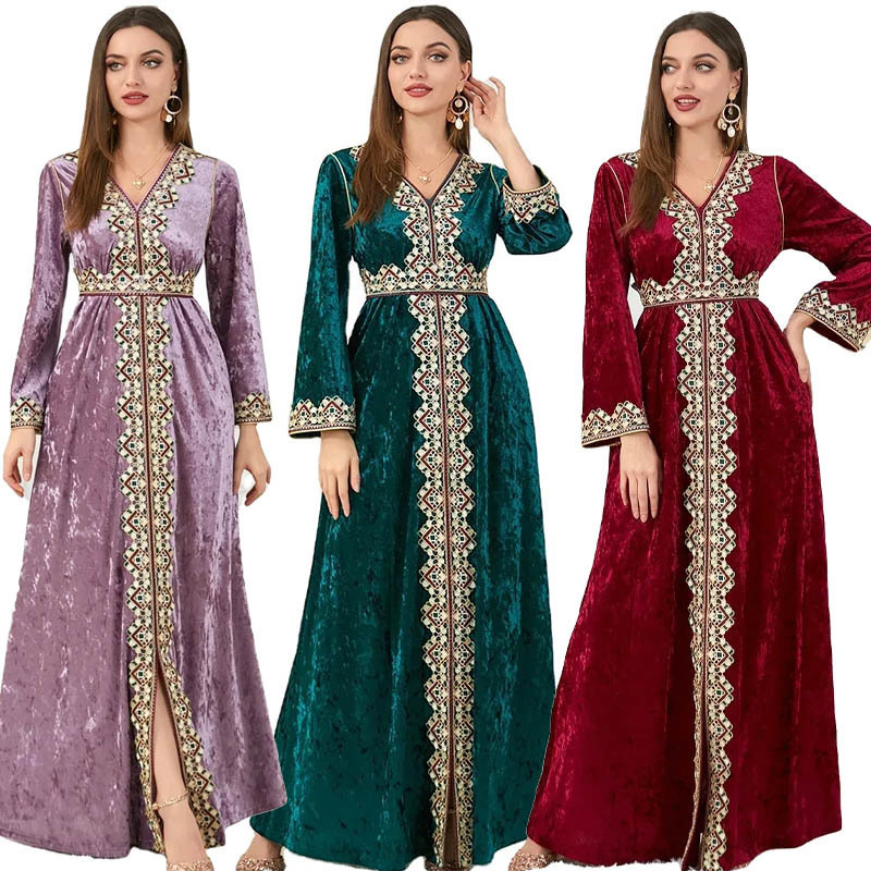 Hot Selling  Islamic Clothing Gown High Quality Embroidered Tunic Coat Dubai Abaya Women Muslim Dress Velvet Winter Abaya