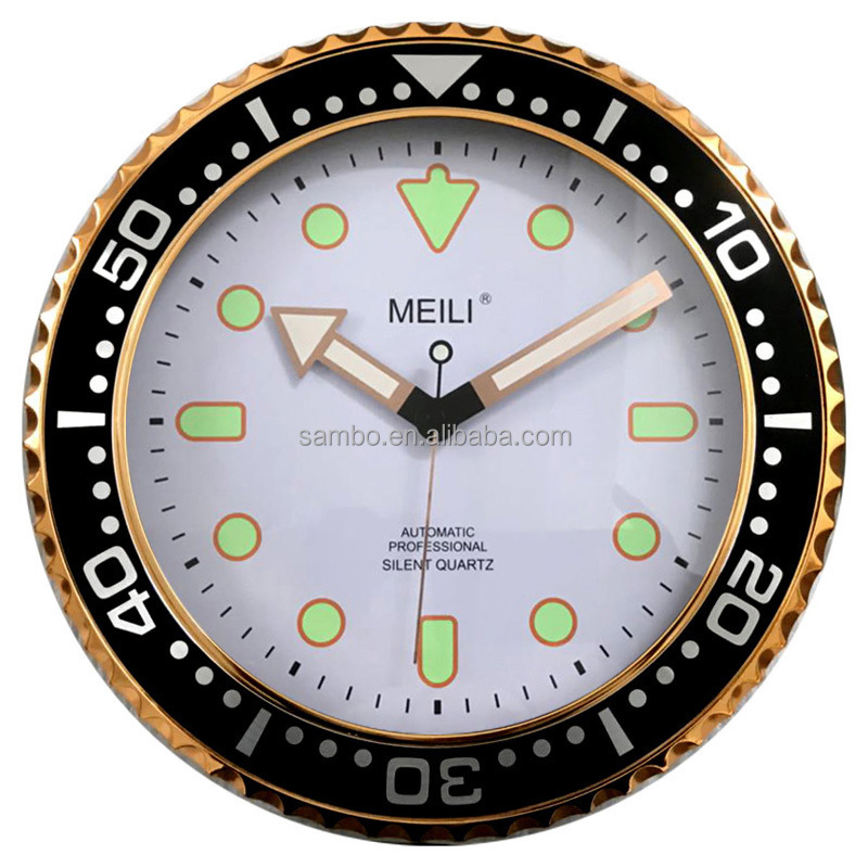 Wholesale Fluorescence Green Wrist Watch Wall Clock Plastic Luxury Luminous Clock in wall