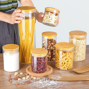 Wholesale Home Kitchen Airtight Food Storage Container with Bamboo Lid Round Clear Borosilicate Glass Jar Pantry Organizer