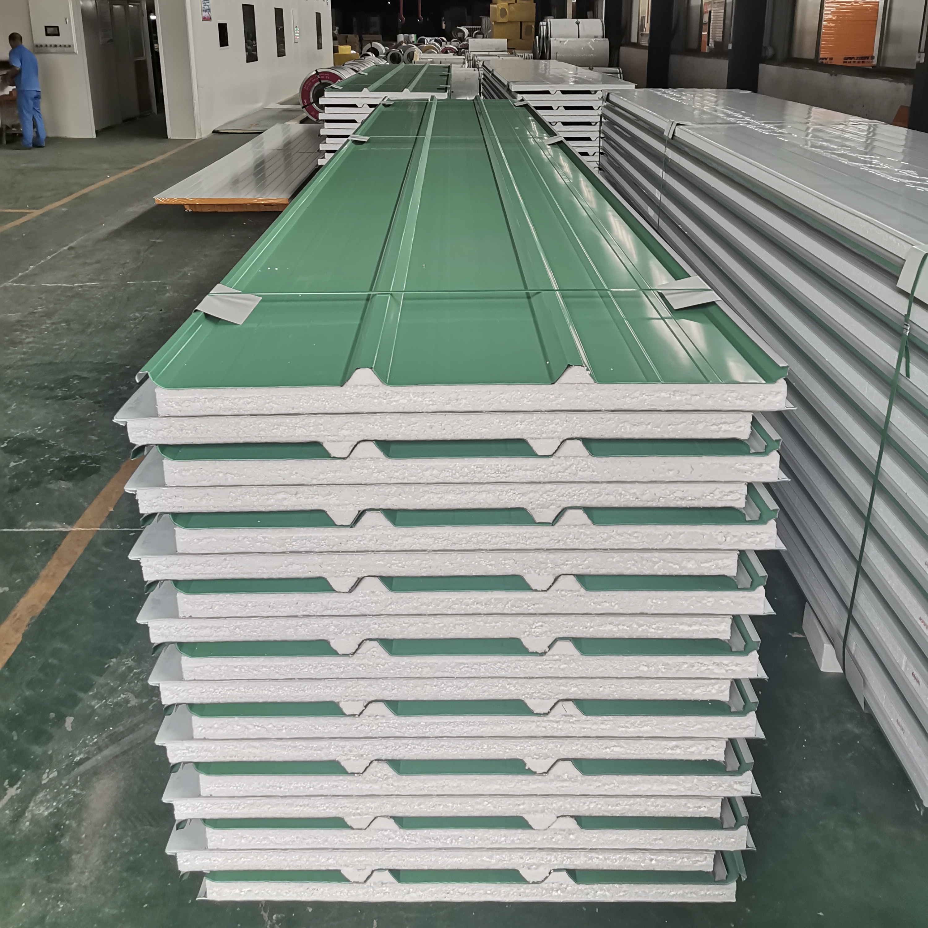 Roofing Panels Foam Roof Panel Factory Price Villa Insulated Eps Steel Metal Color Steel CE Modern Prefab Villa House Prepainted