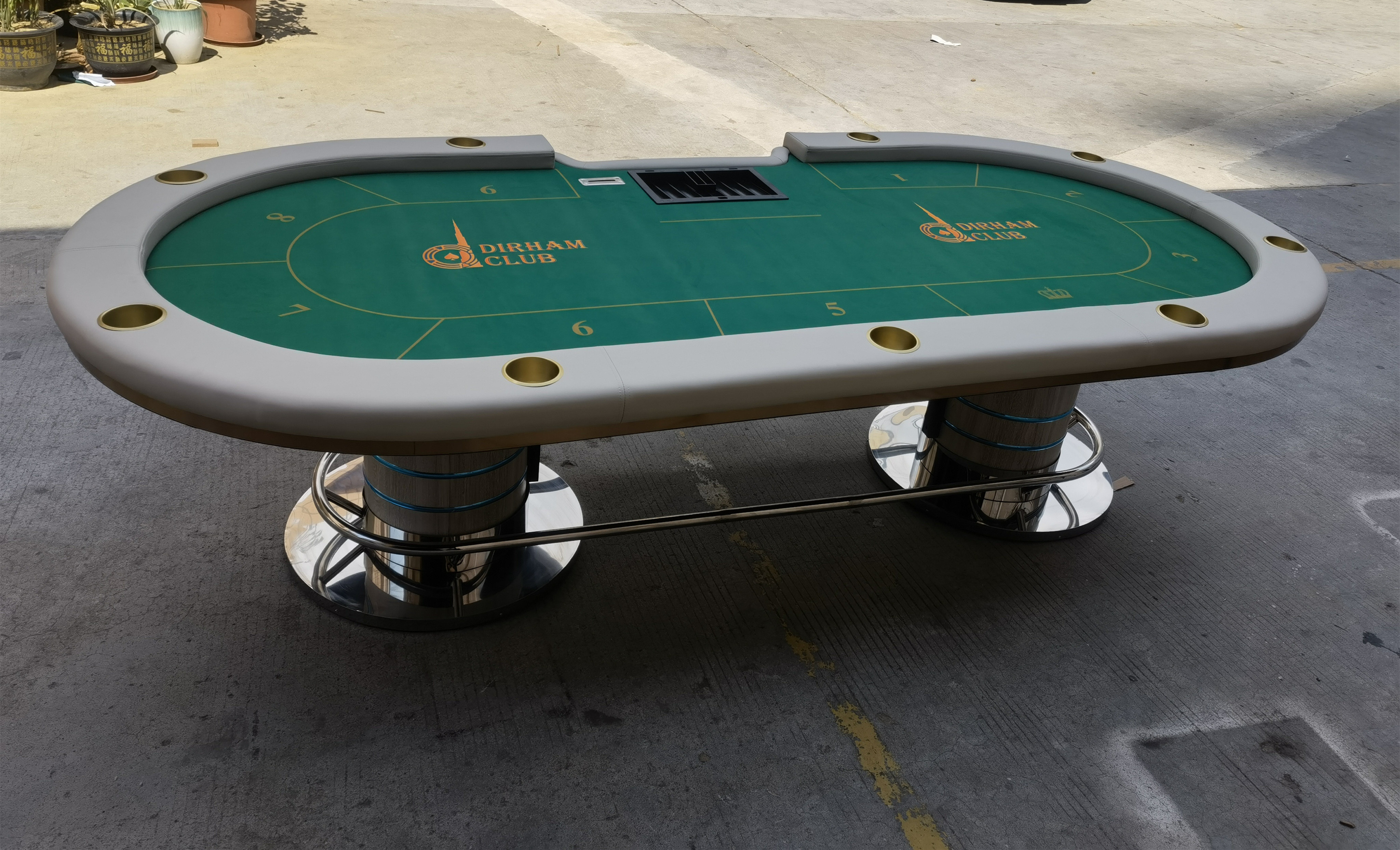 History Customising 52 inch Round Poker Table with Wooden Lion Claw or Stainless Steel