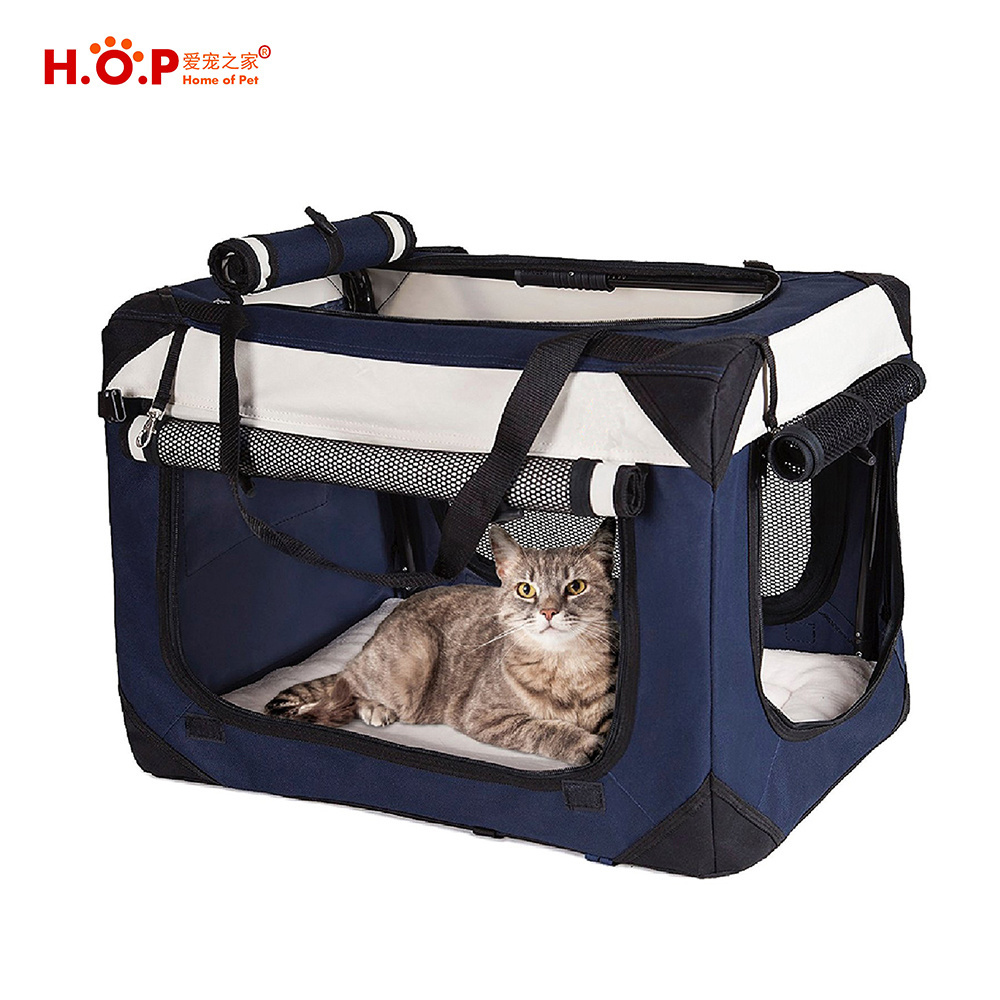 Breathable Windows Transport Travel Dog Crate Foldable Soft Sided Wholesale Pet Carrier With Fleece Bed