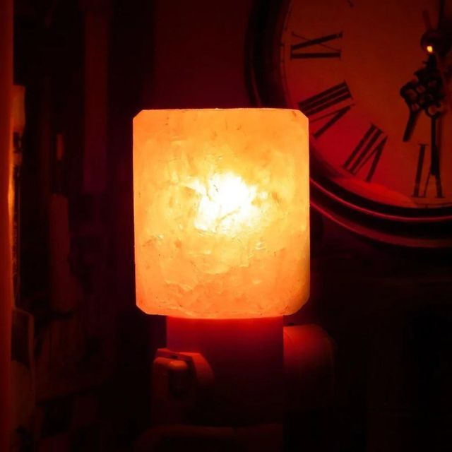 Himalayan Salt Night Lights cylindrical shape crystals warm glow soothing night lights air purifier 100% naturals