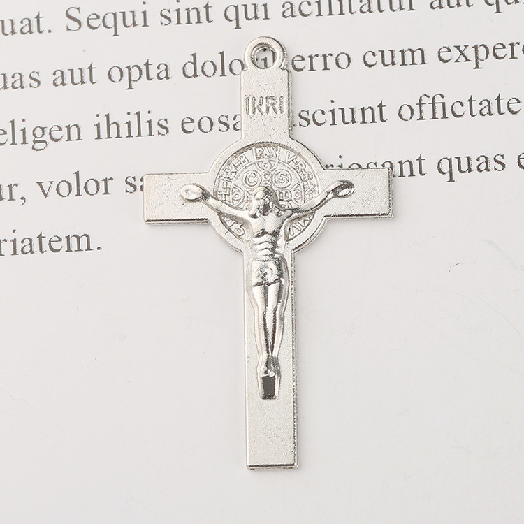 Manufactures Cheap Price Antique Silver  Religious Cross Pendant Gold Plated Jesus Jewelry