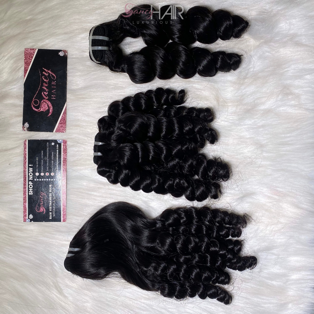 Hot Selling Wavy Model in 2023 In Wavy Human Hair Bundles From 100% Raw Vietnamese Hair Extensions For Wholesale Price