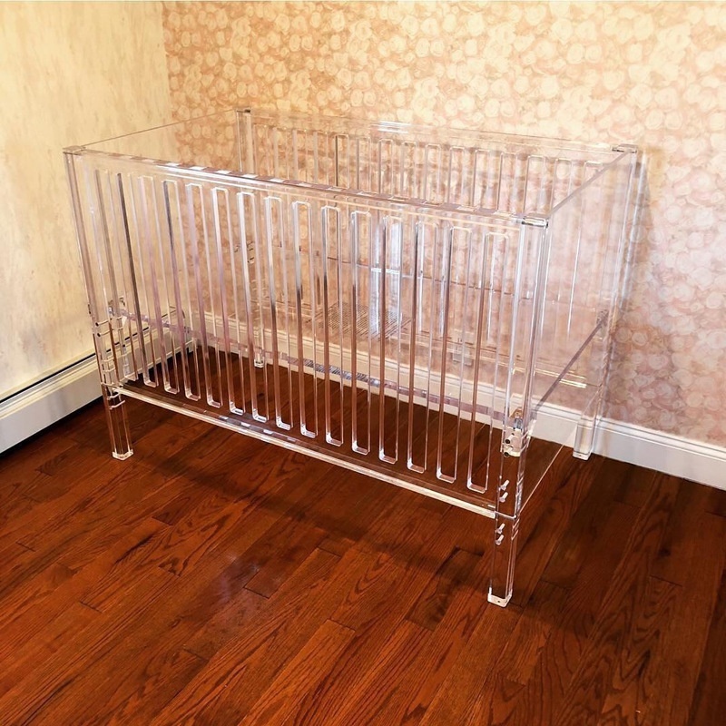 Transparent Acrylic Furniture Crib Newborn BB Bed Living Room With 3 Heights Adjustable Guardrail Anti-fall Fence Crib