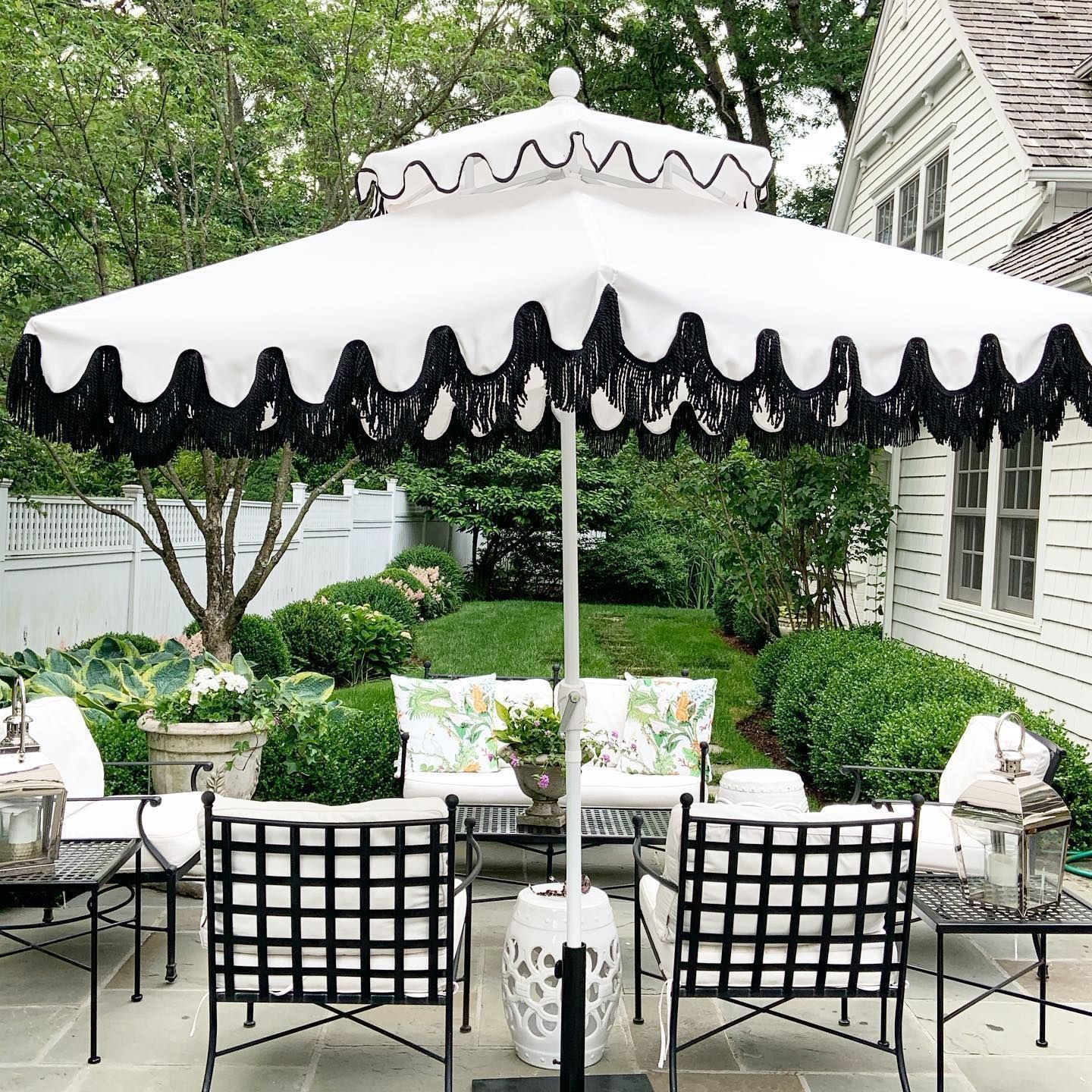 9 Feet Swimming Pool Vintage Double Canopy Crank Open Scalloped Jardin Garden Parasols Patio Umbrellas With White Edge Fringe