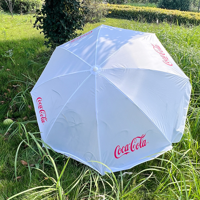 Outdoor 6ft Custom Branded Compact Windproof UV Protection Tilt Sun Shade White Coca Cola Beach Umbrellas With Logo Printing