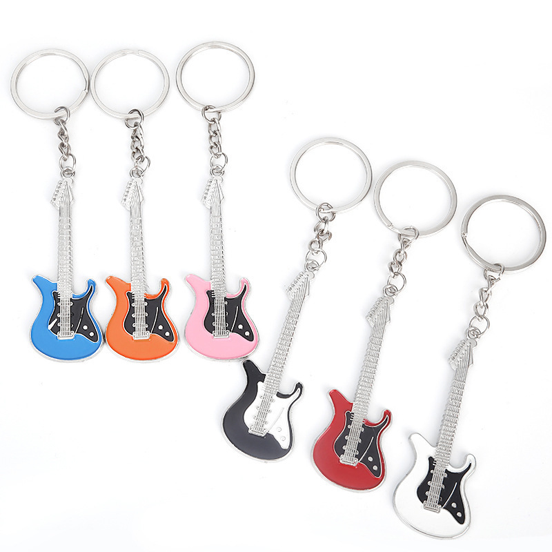 Wholesale Bag Charms Cute Enamel Mini Metal Guitar Keychain Custom Logo Musical Instrument Keychain Festival Gift