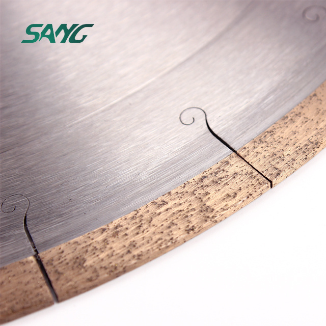 Hot-pressed Diamond Saw Blade Continuous Hook Slot Lower Noise Continue Rim Saw Blades for ceramic porcelain tile dekton