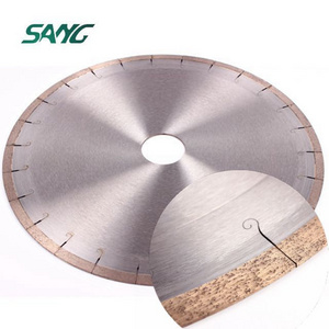 Hot-pressed Diamond Saw Blade Continuous Hook Slot Lower Noise Continue Rim Saw Blades for ceramic porcelain tile dekton